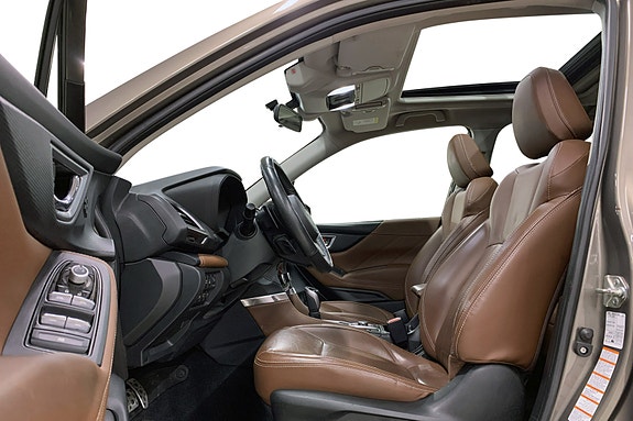Subaru Forester 5 of 5