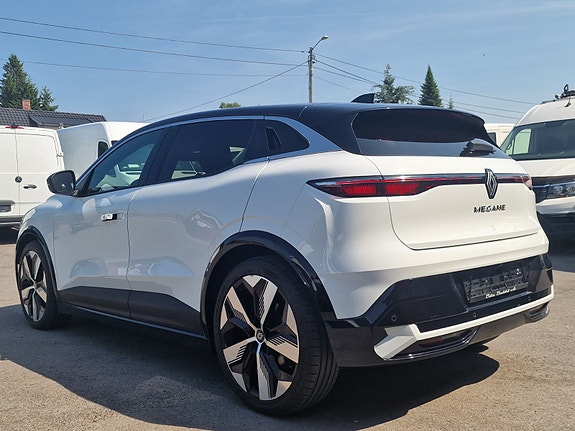 Renault Megane E-Tech 3 of 28