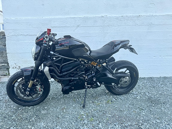 Ducati Monster 1200 R 4 of 16