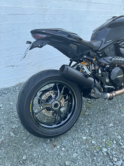 Ducati Monster 1200 R 3 of 16