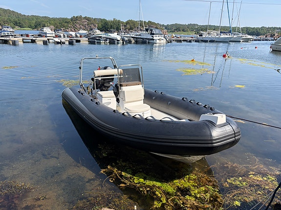 RIB 2016 modell med 60 hk Suzuki 2 of 18
