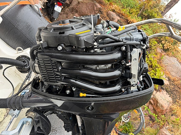 RIB 2016 modell med 60 hk Suzuki 16 of 18