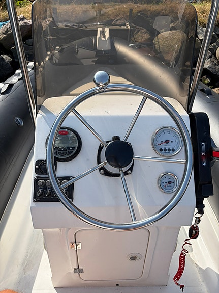 RIB 2016 modell med 60 hk Suzuki 6 of 18