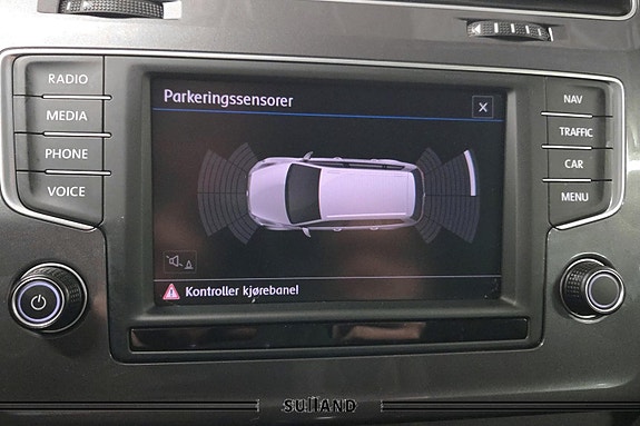 Volkswagen Golf Alltrack 24 of 30