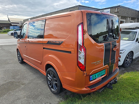 Ford Transit Custom 290L 4 of 5
