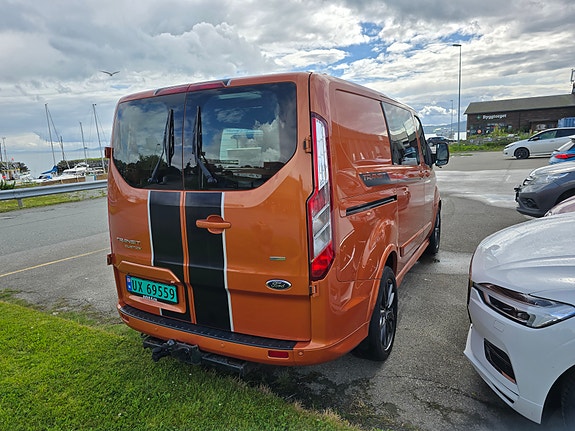 Ford Transit Custom 290L 5 of 5