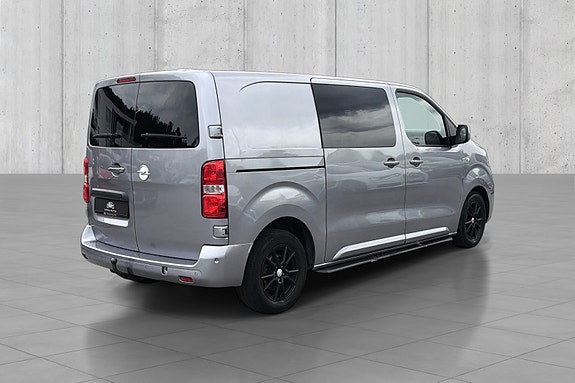 Opel Vivaro 5 of 5
