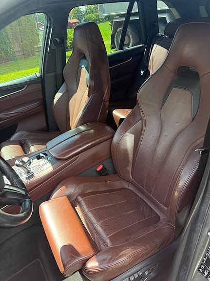 BMW X5 M 3 of 5