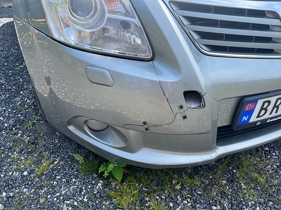 Toyota Avensis 7 of 7