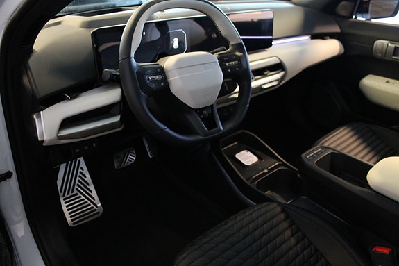 Kia EV4 10 of 24