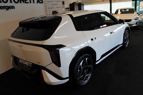 Kia EV4 4 of 24