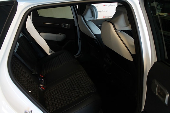 Kia EV4 6 of 24