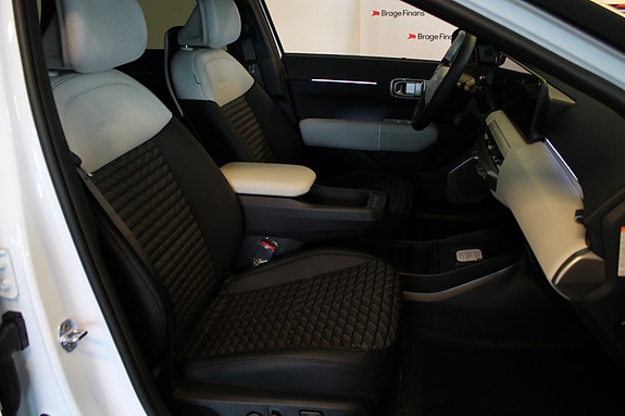 Kia EV4 8 of 24