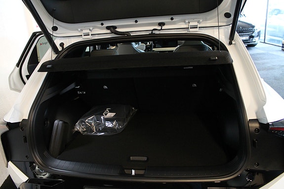 Kia EV4 13 of 24