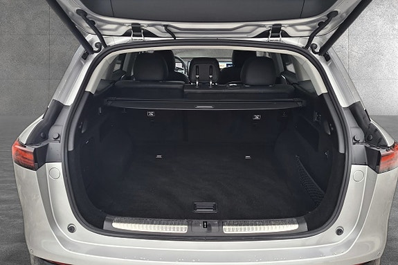 XPeng G9 11 of 30