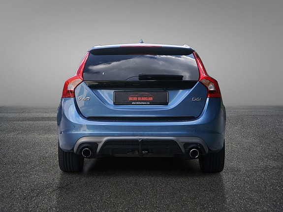 Volvo V60 8 of 30