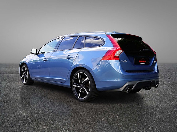 Volvo V60 7 of 30