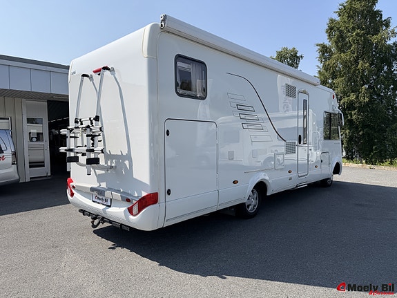 Hymer B680 STARLINE-V6-3,0L-MERCEDES-BAKHJULSTREKK-AUTOMAT-HYDRAULISKE STØTTEBEN-ALDE-MARKISE-SYKKELSTATIV++ 3 of 5