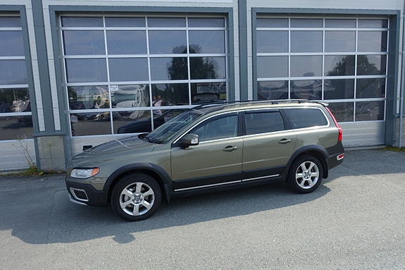 Volvo XC70 3 of 5