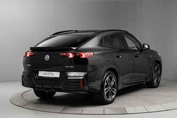 BMW iX2 4 of 5