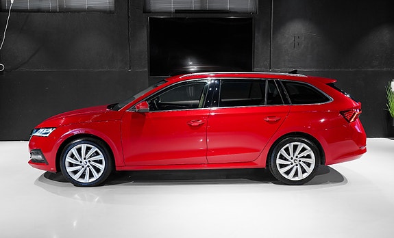 Skoda Octavia 3 of 5