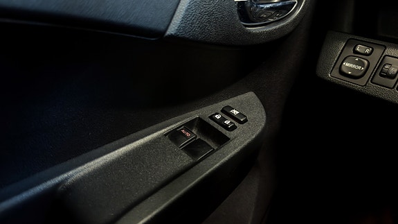 Toyota Verso-S 13 of 24