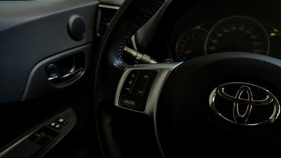 Toyota Verso-S 16 of 24