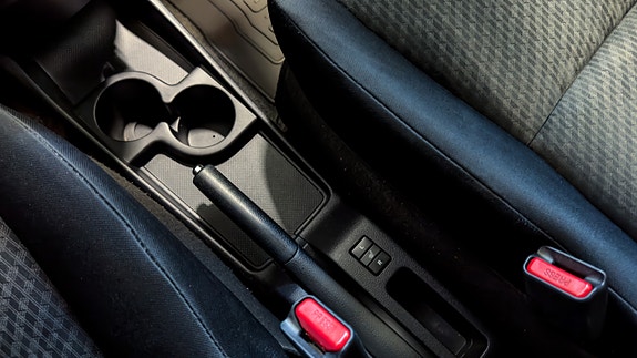 Toyota Verso-S 20 of 24