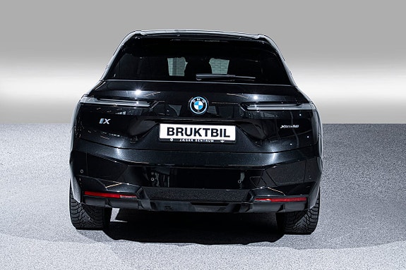 BMW iX 3 of 5