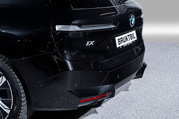 BMW iX 5 of 5