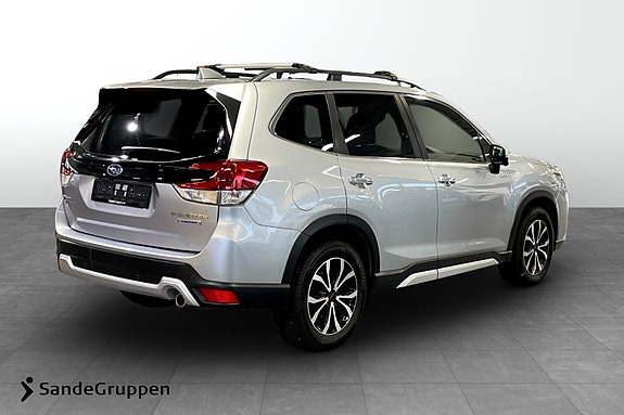 Subaru Forester 5 of 5