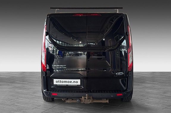 Ford Transit Custom 320L 4 of 5