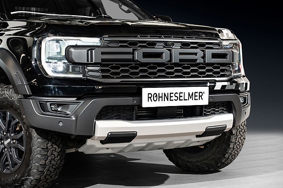 Ford Ranger Raptor 2 of 5