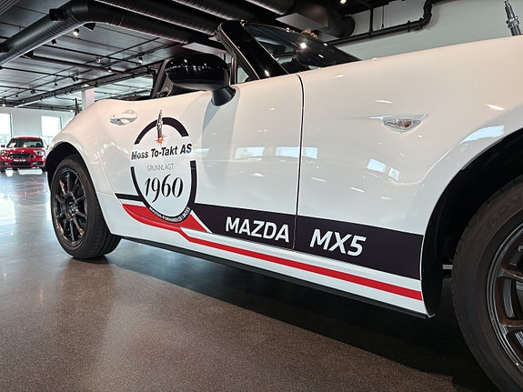 Mazda MX-5 19 of 22