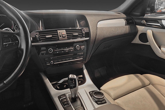 BMW X4 13 of 30