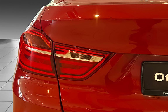 BMW X4 8 of 30