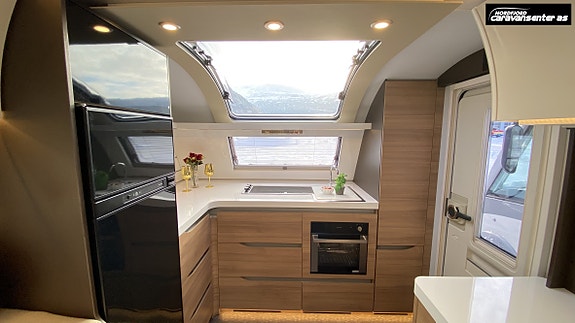 Adria Alpina 753HK 16 of 30