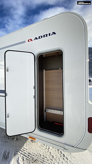 Adria Alpina 753HK 11 of 30