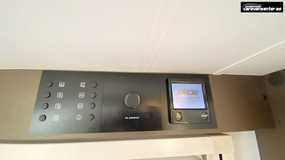 Adria Alpina 753HK 24 of 30