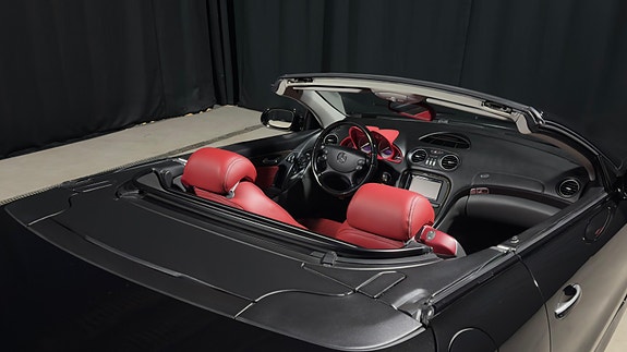 Mercedes-Benz SL500 23 of 30