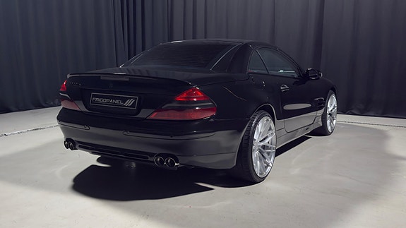 Mercedes-Benz SL500 3 of 30