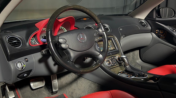 Mercedes-Benz SL500 27 of 30