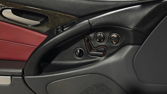 Mercedes-Benz SL500 25 of 30