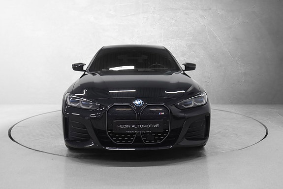 BMW i4 3 of 5