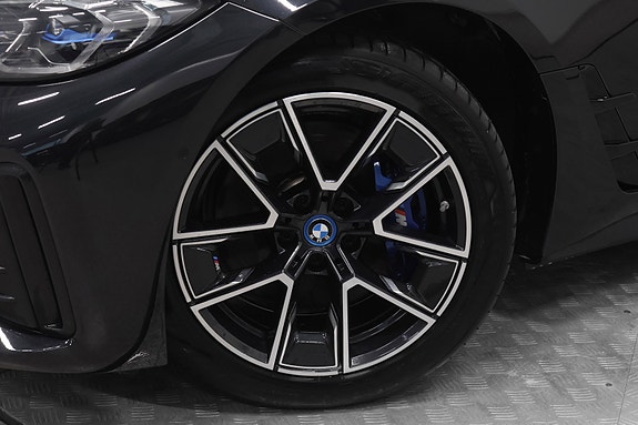 BMW i4 5 of 5