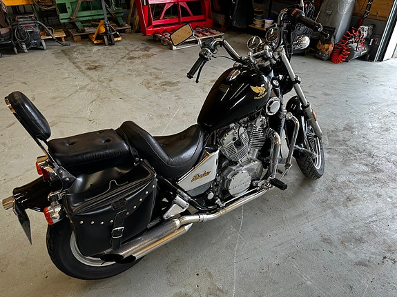 Honda VT 700 5 of 5