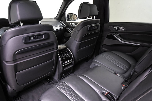 BMW X7 13 of 20