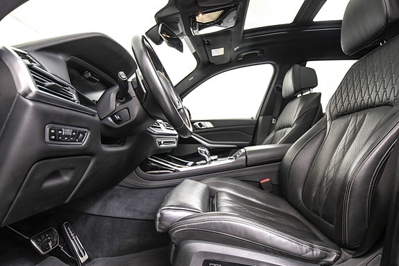 BMW X7 11 of 20