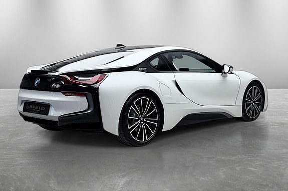 BMW i8 5 of 5
