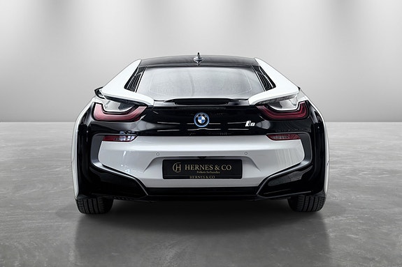 BMW i8 6 of 30